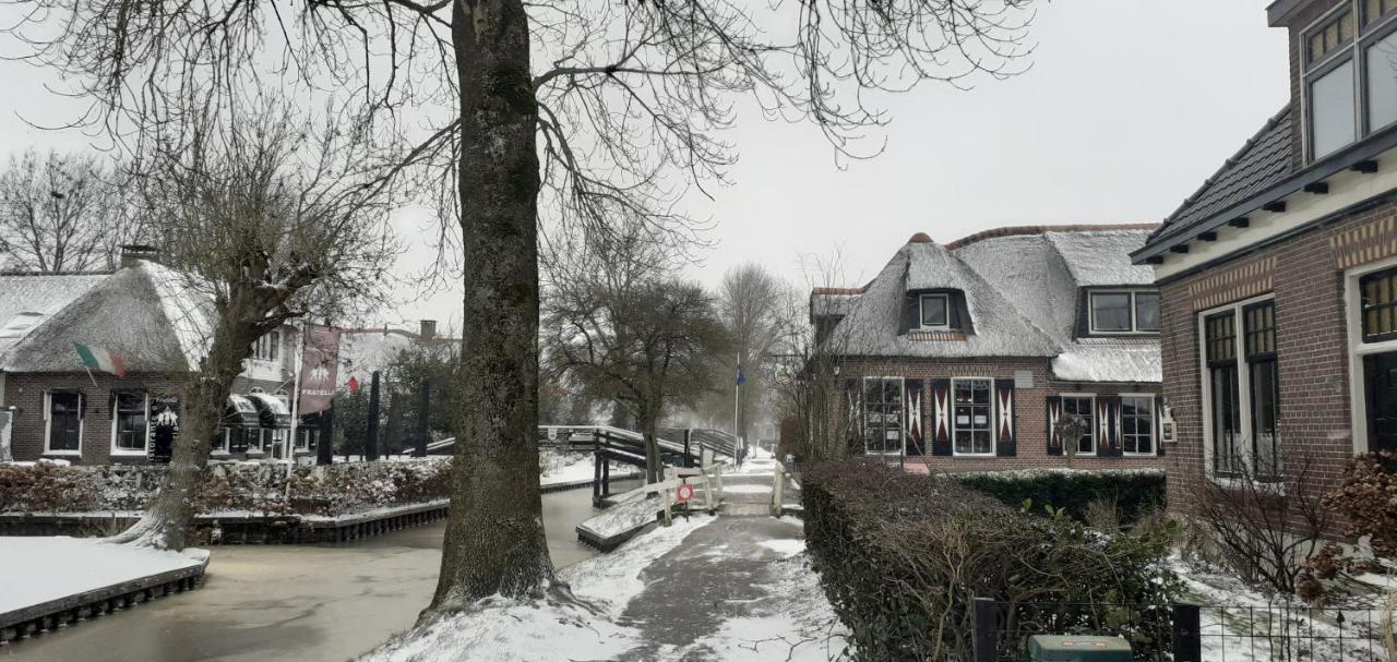 Huisje Beukers Giethoorn Exteriör bild