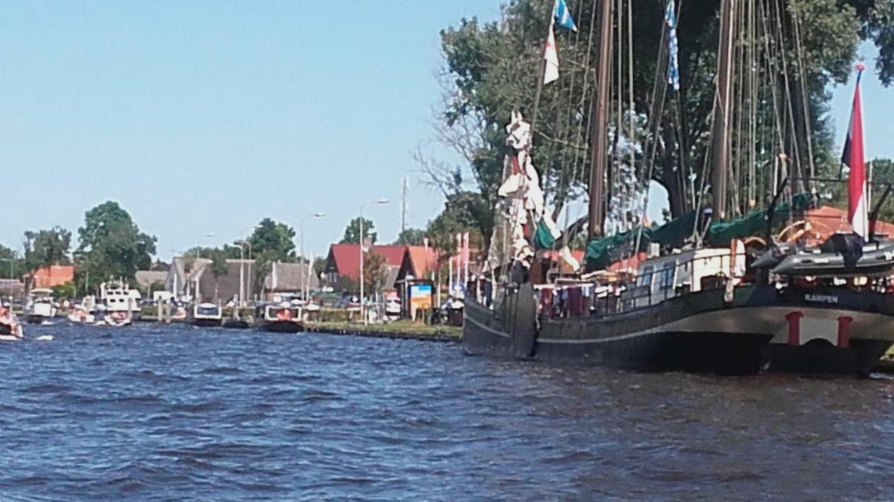Huisje Beukers Giethoorn Exteriör bild